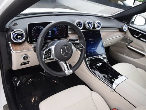 Used 2023 Mercedes-Benz C 300 Sedan image 21