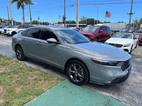 Used 2025 Honda Accord EX-L image 4