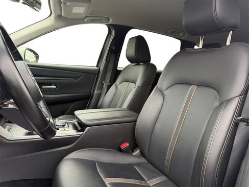 Used 2025 MAZDA CX-90 3.3 Turbo w/ Select Package image 9