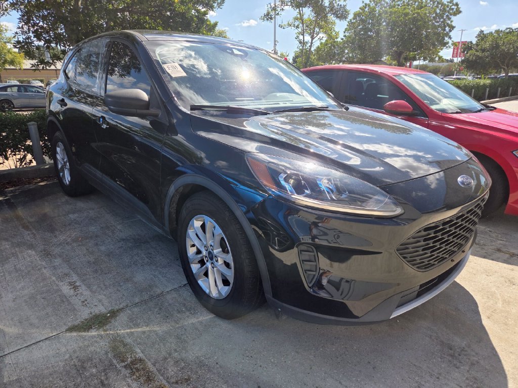 Used 2022 Ford Escape S FWD image 3