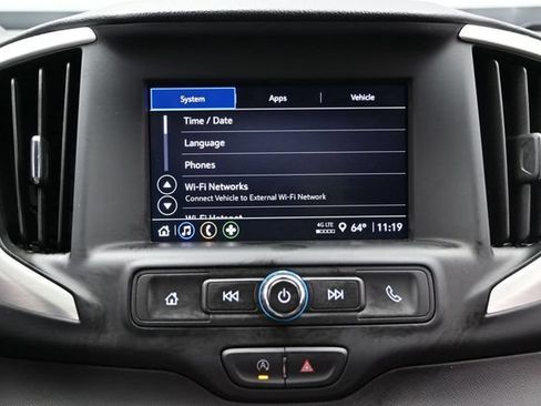 Used 2024 GMC Terrain SLE AWD/4WD image 38