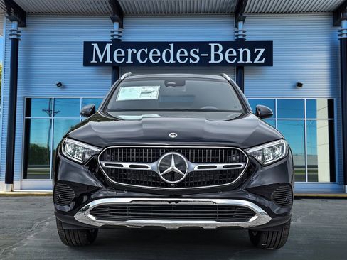 New 2026 Mercedes-Benz GLC 300 4MATIC image 2