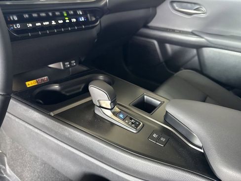 Certified 2026 Lexus UX 300h FWD w/ Accessory Package (Z2) image 21