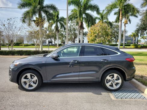 Used 2025 Audi Q5 Premium Plus w/ Premium Plus image 7