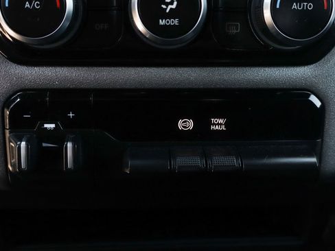 Used 2024 RAM 2500 Tradesman w/ Safety Group image 40