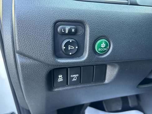 Used 2017 Honda Ridgeline RTL-T image 16