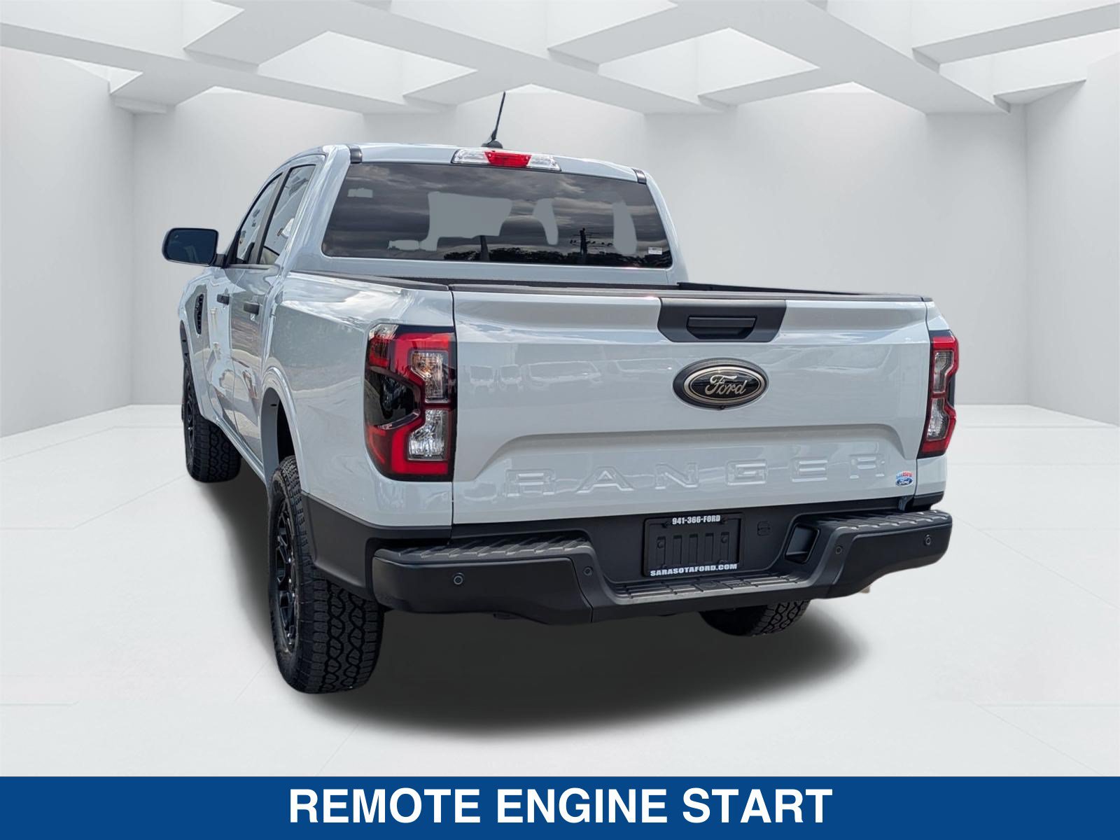 New 2026 Ford Ranger XLT w/ Black Appearance Package RWD image 8