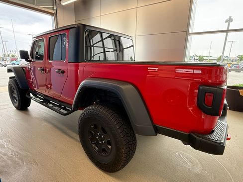 Used 2022 Jeep Gladiator Mojave w/ Cold Weather Group AWD/4WD image 3