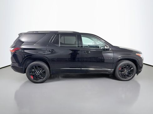 Used 2021 Chevrolet Traverse Premier w/ Redline Edition FWD image 8
