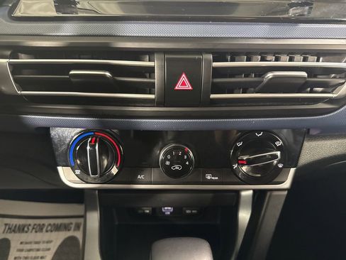 Used 2021 Kia Seltos S FWD image 26