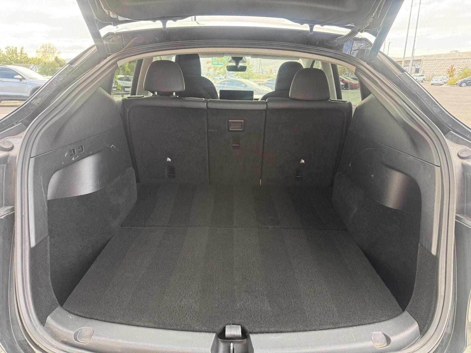 Used 2022 Tesla Model Y Long Range AWD/4WD image 17
