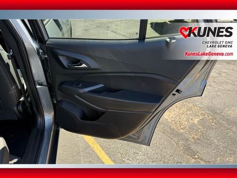 New 2026 Chevrolet Trax LT FWD image 19