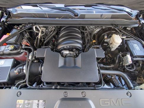 Used 2015 GMC Yukon Denali w/ Premium Package image 57