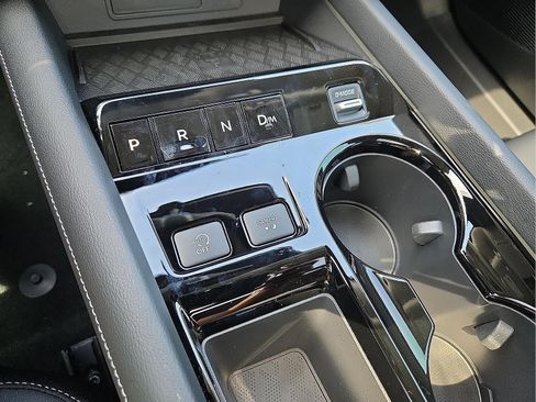 New 2025 Nissan Murano SL image 18