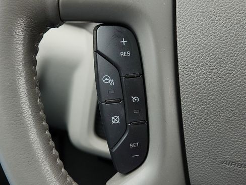 Used 2015 Buick Enclave Leather FWD image 17