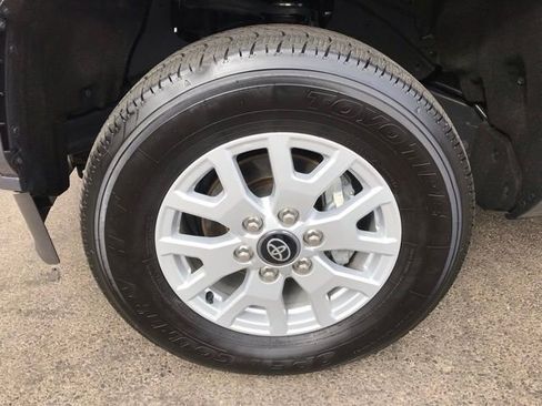 Certified 2025 Toyota Tacoma SR5 image 9