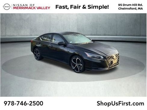 Used 2023 Nissan Altima 2.5 SR image 1