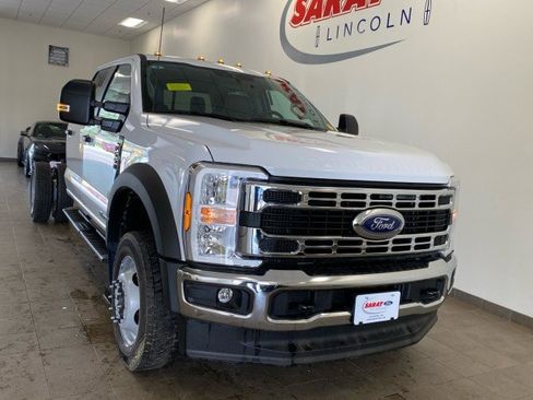 New 2025 Ford F550 4x4 Crew Cab Super Duty image 9