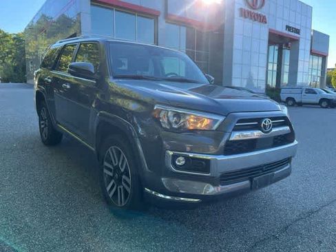 Used 2023 Toyota 4Runner Limited AWD/4WD image 3