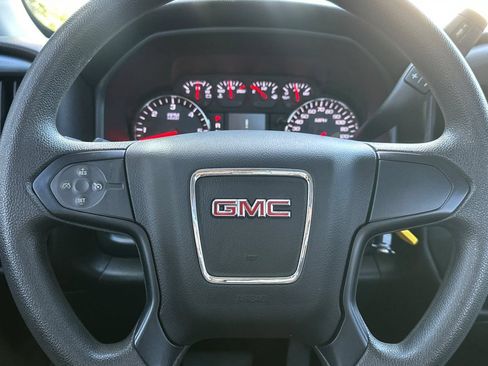 Used 2017 GMC Sierra 1500 2WD Regular Cab image 18
