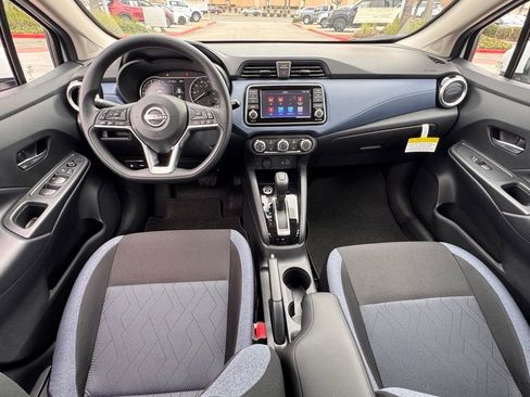New 2025 Nissan Versa SV image 11