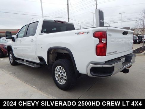 Used 2024 Chevrolet Silverado 2500 LT image 4