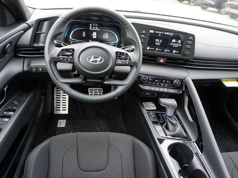 New 2026 Hyundai Elantra SEL Sport Premium w/ Cargo Package FWD image 15