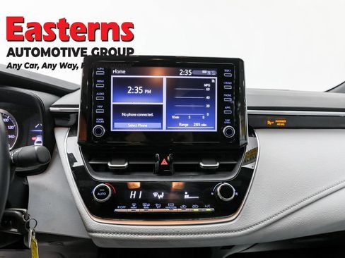 Used 2020 Toyota Corolla SE image 12