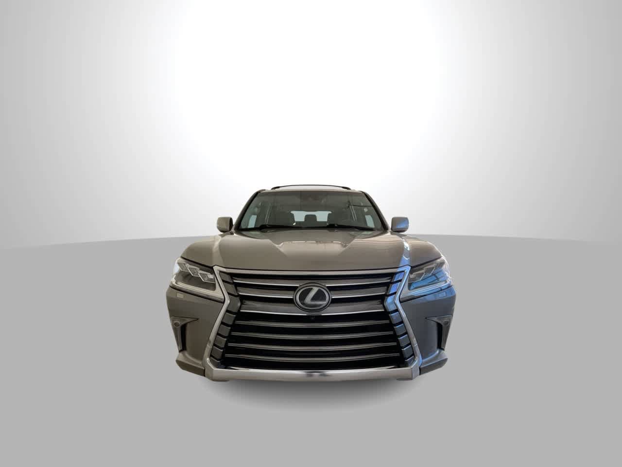 Used 2017 Lexus LX 570 4WD w/ Luxury Package image 3