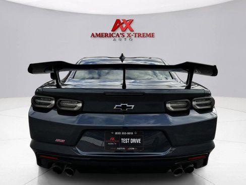 Used 2019 Chevrolet Camaro SS image 4