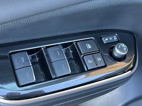 Certified 2024 Toyota Crown Limited image 14