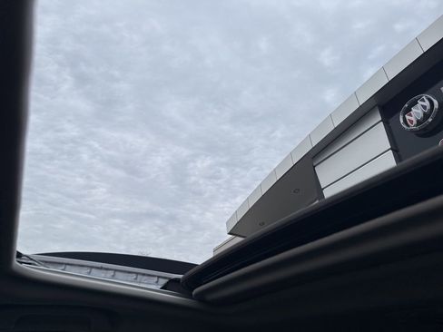 Used 2022 Subaru Crosstrek 2.5i Sport w/ Moonroof Package image 39