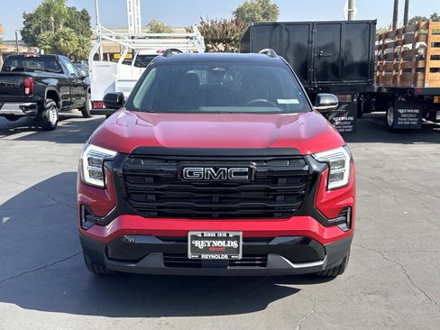 New 2026 GMC Terrain Elevation image 2