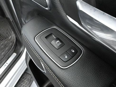 Used 2020 RAM 1500 Laramie image 49