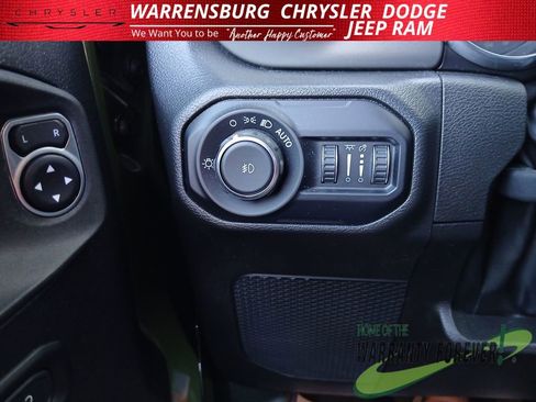 Used 2022 Jeep Wrangler Unlimited Sport image 33