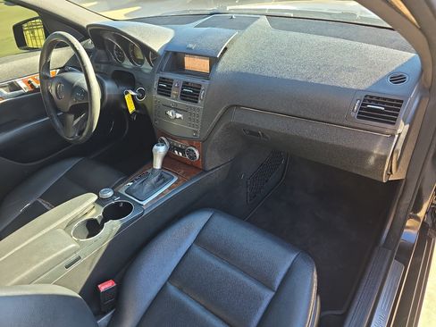 Used 2010 Mercedes-Benz C 300 4dr Sdn C 300 Sport RWD image 20