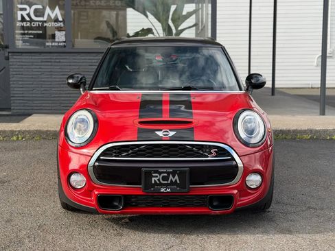Used 2015 MINI Cooper S image 2