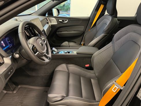 New 2026 Volvo XC60 T8 Polestar image 17