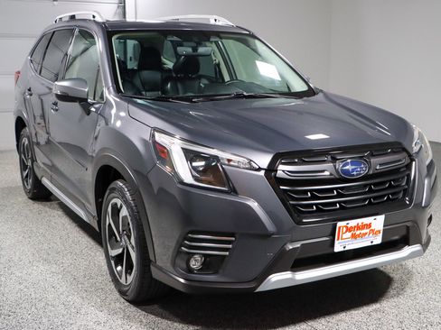 Used 2023 Subaru Forester Touring w/ Popular Package #2 image 5