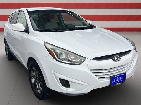 Used 2015 Hyundai Tucson GLS image 8