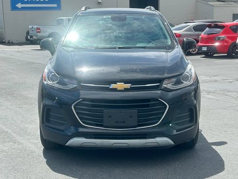 Used 2020 Chevrolet Trax LT w/ LT Convenience Package AWD/4WD image 10