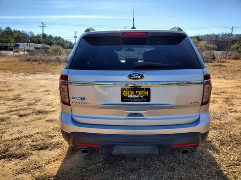 Used 2014 Ford Explorer Limited w/ Equipment Group 302A image 12