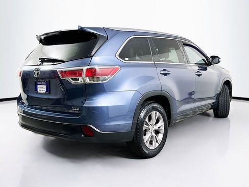 Used 2015 Toyota Highlander XLE FWD image 7