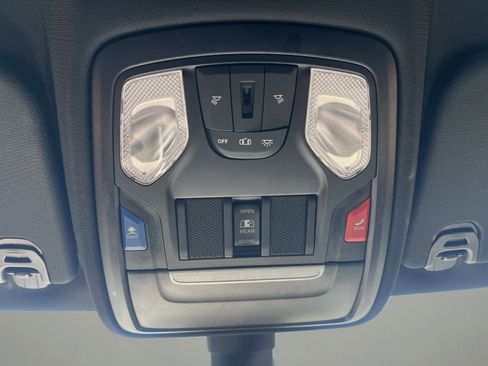 Used 2023 RAM 1500 Big Horn AWD/4WD image 24