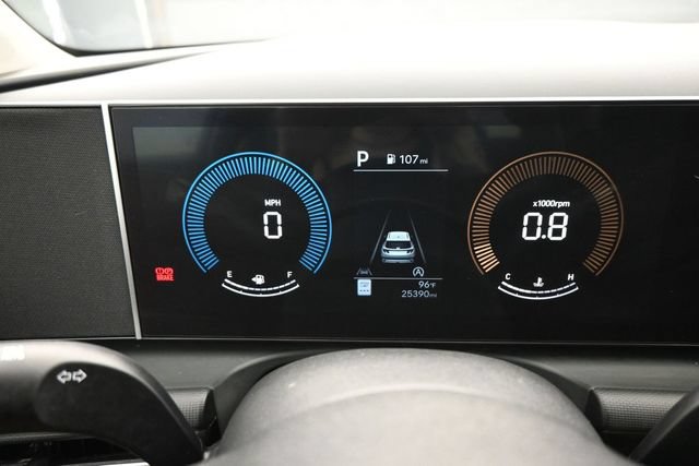 Used 2025 Hyundai Tucson SEL FWD image 14