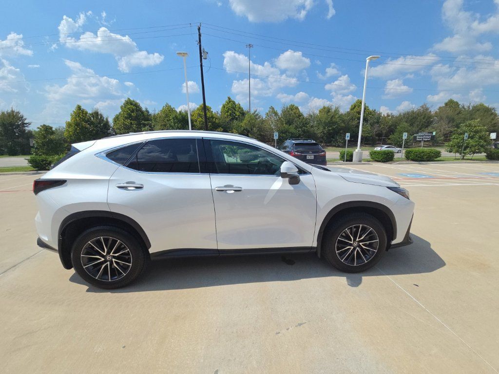 Used 2024 Lexus NX 250 FWD image 13