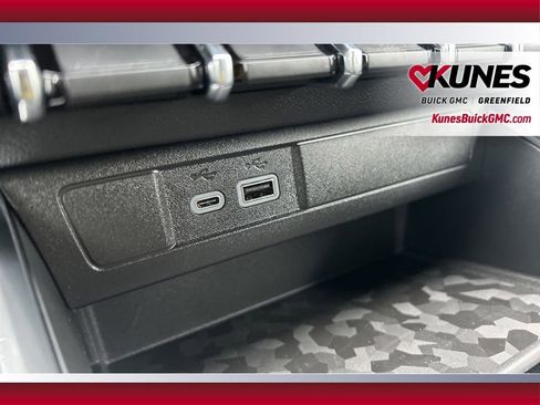 New 2026 GMC Canyon Elevation w/ Convenience Package image 25