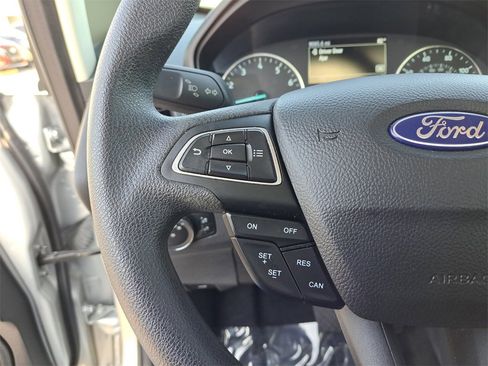 Used 2021 Ford EcoSport SE image 15