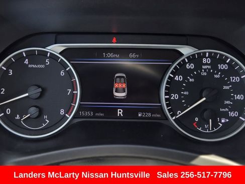 Used 2025 Nissan Sentra SV FWD image 26