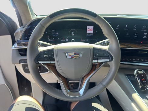 Used 2024 Cadillac Escalade Sport Platinum w/ LPO, ONYX Package AWD/4WD image 10